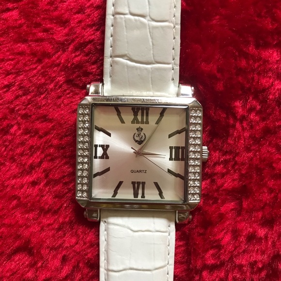Premier Designs Crystal Accent Silver Watch - Picture 12 of 12